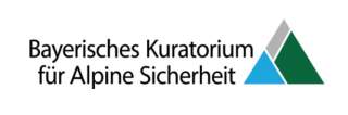 Logo des Bayerischen Kuratoriums für Alpine Sicherheit mit drei stilisierten Bergspitzen in Grau, Blau und Grün.