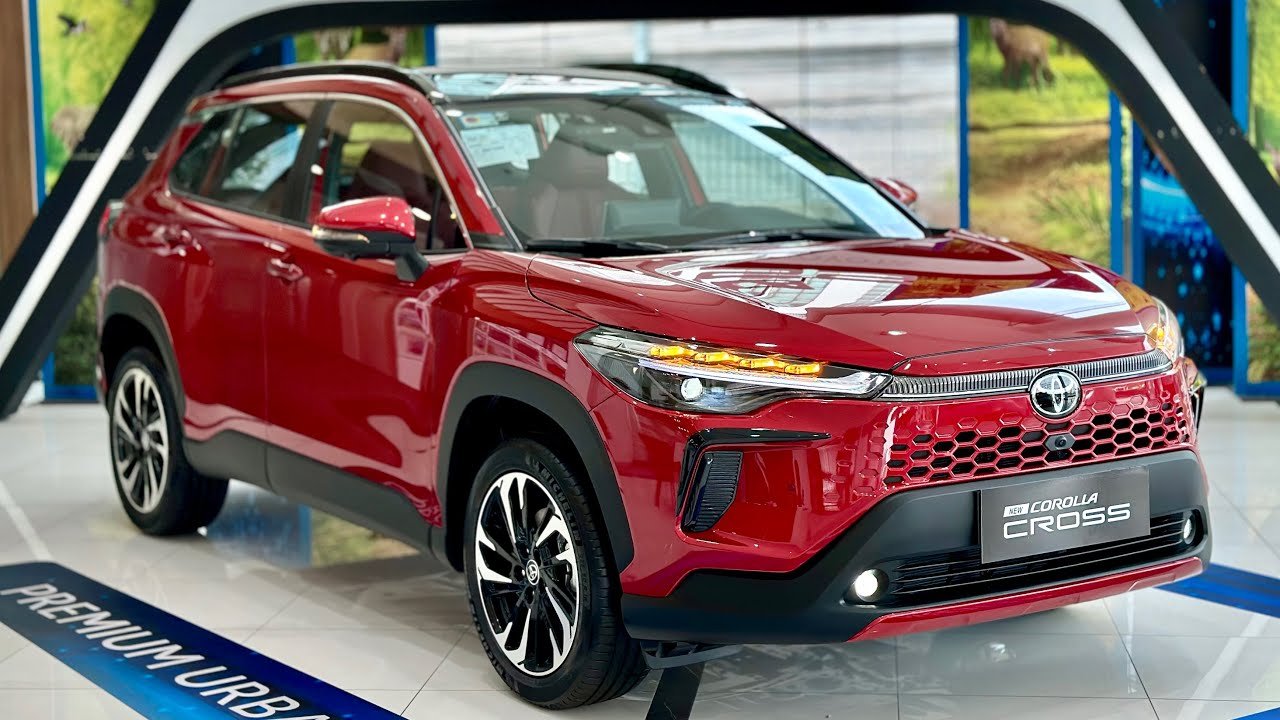 XUV 700 का धिंगाना मचा देगी Toyota की लक्ज़री SUV, प्रीमियम फीचर्स के साथ दमदार इंजन, देखे कीमत